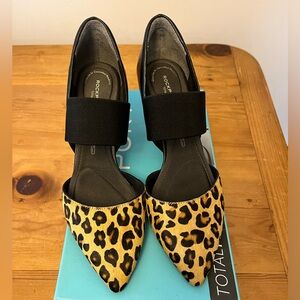 Rockport calf hair heels with black elastic strap